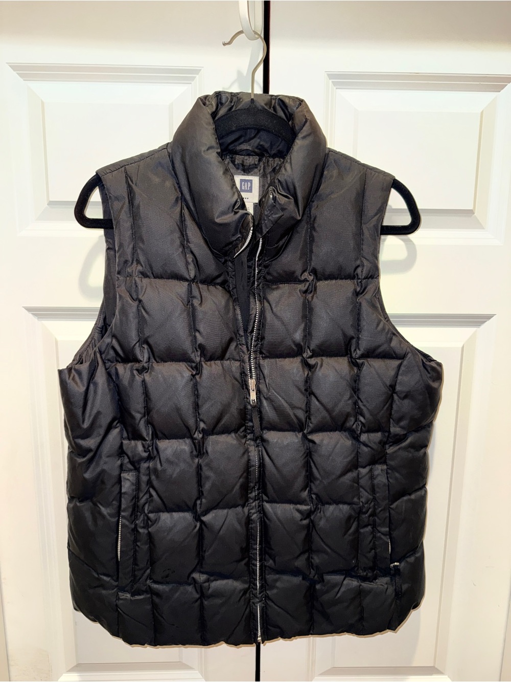 Gap Large Black Women’s Puffer Vest